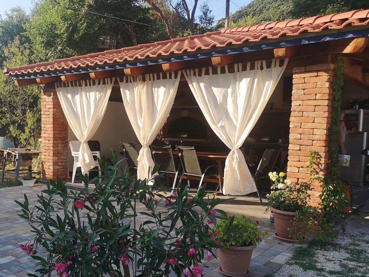 Apartmani Olivera 2 Supetarska Draga Buitenkant foto
