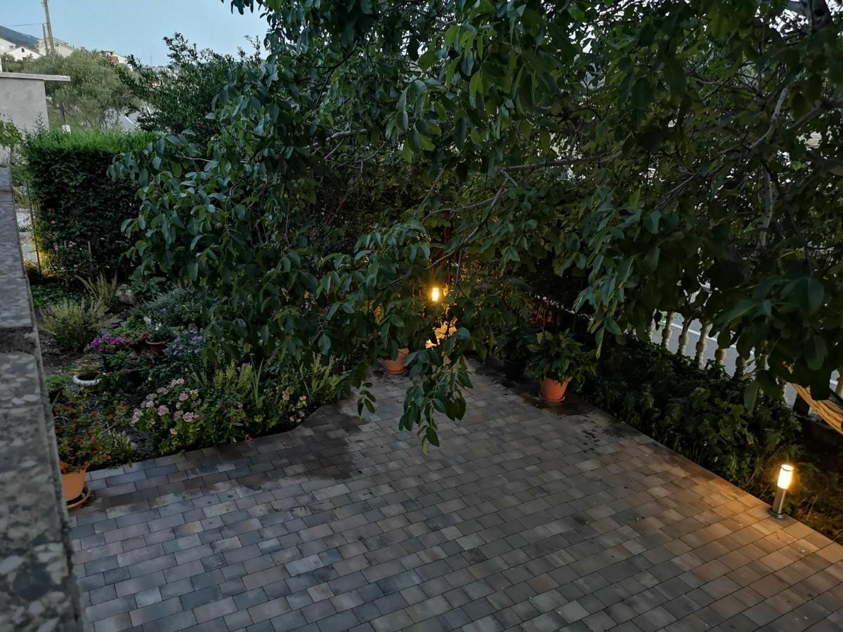 Apartmani Olivera 2 Supetarska Draga Kamer foto