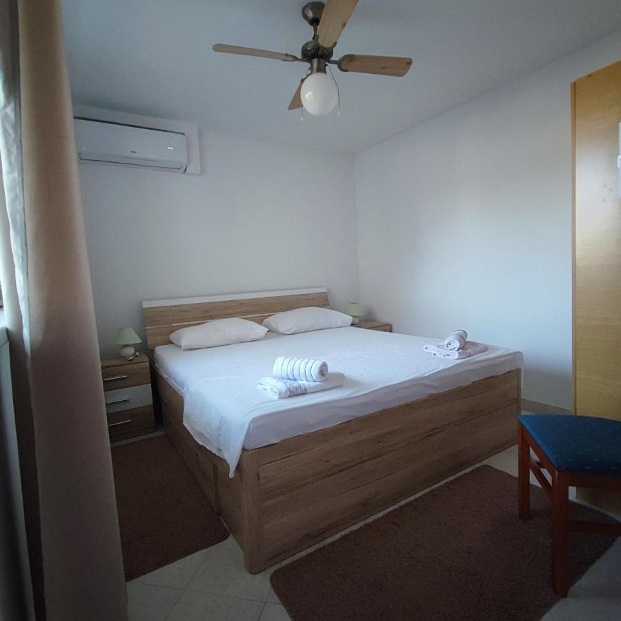 Apartmani Olivera 2 Supetarska Draga Buitenkant foto