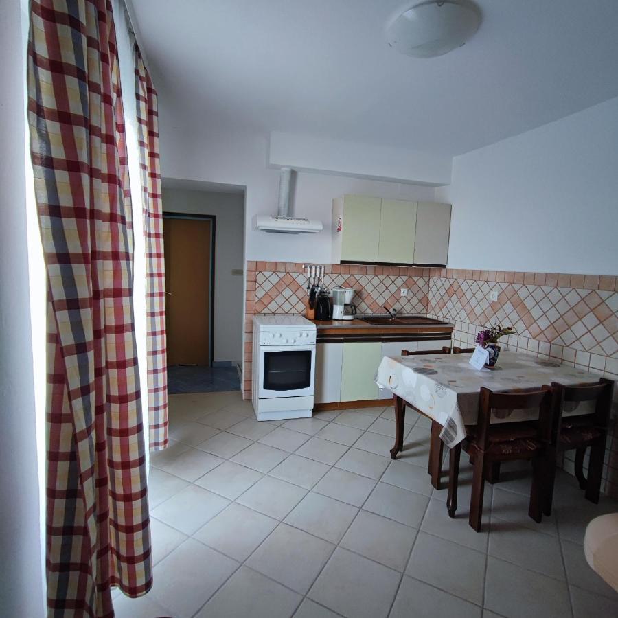Apartmani Olivera 2 Supetarska Draga Buitenkant foto