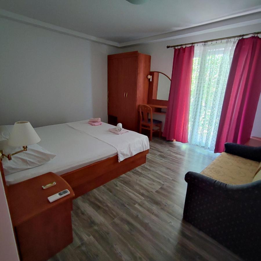 Apartmani Olivera 2 Supetarska Draga Buitenkant foto
